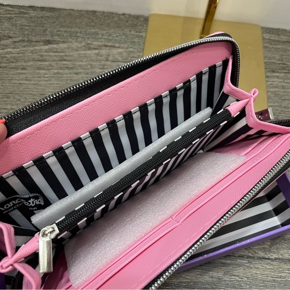 Marc Tetro Pink Wallet Terrier Dog Design. NWT. In box. - Picture 3 of 10